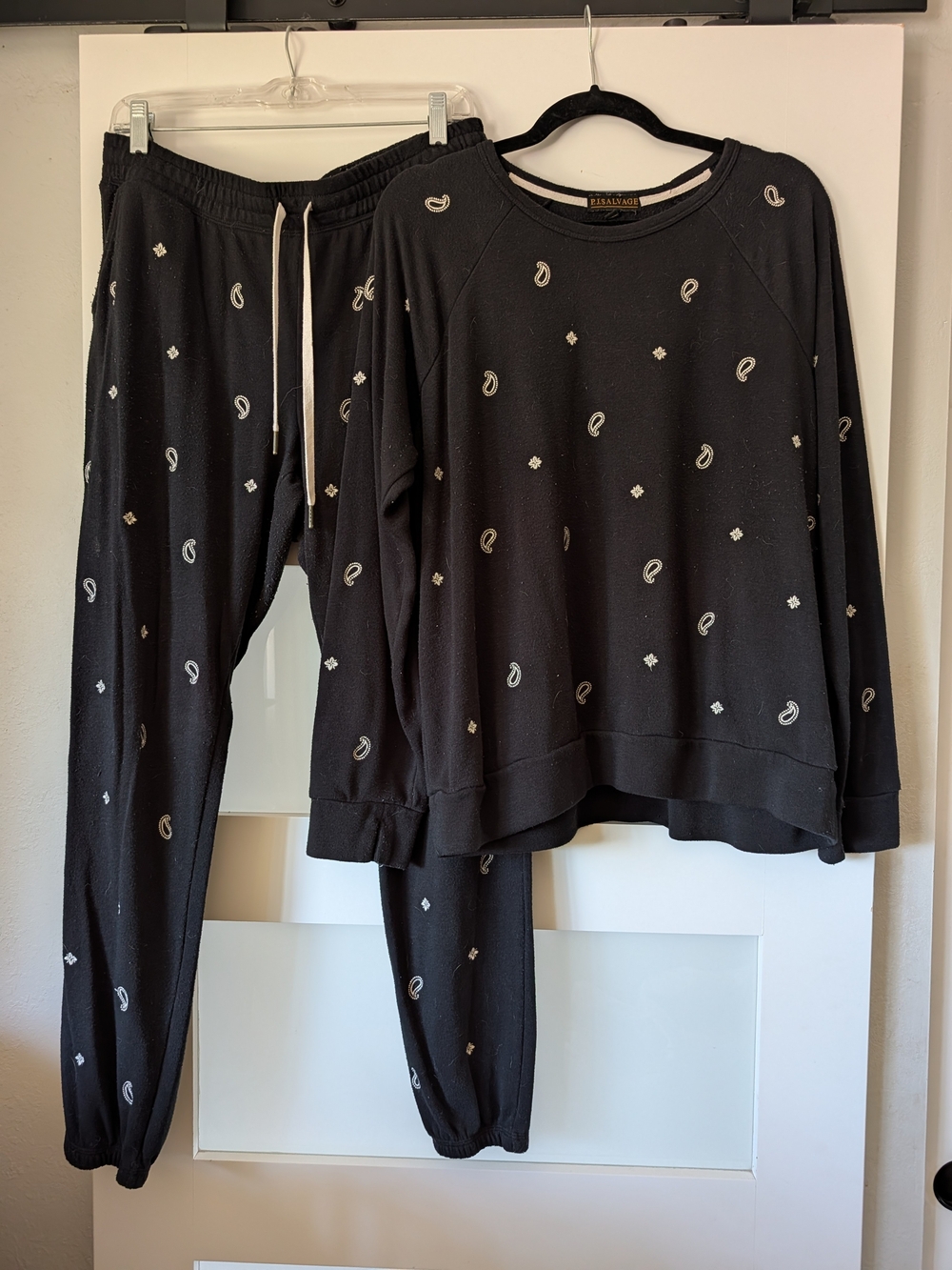 PJ Salvage Black Paisley-Print Lounge Pajama Set